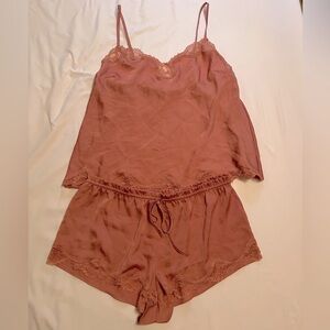 NWT Victoria’s Secret Lace Two piece Loungewear Sz M